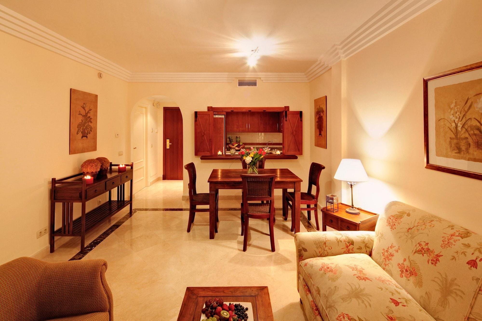 Vasari Resort Marbella Exterior photo