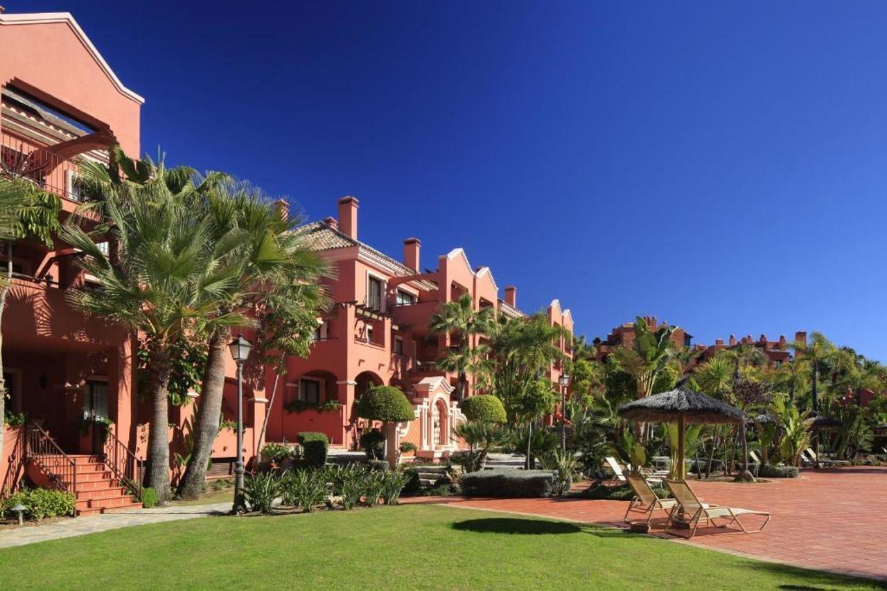 Vasari Resort Marbella Exterior photo
