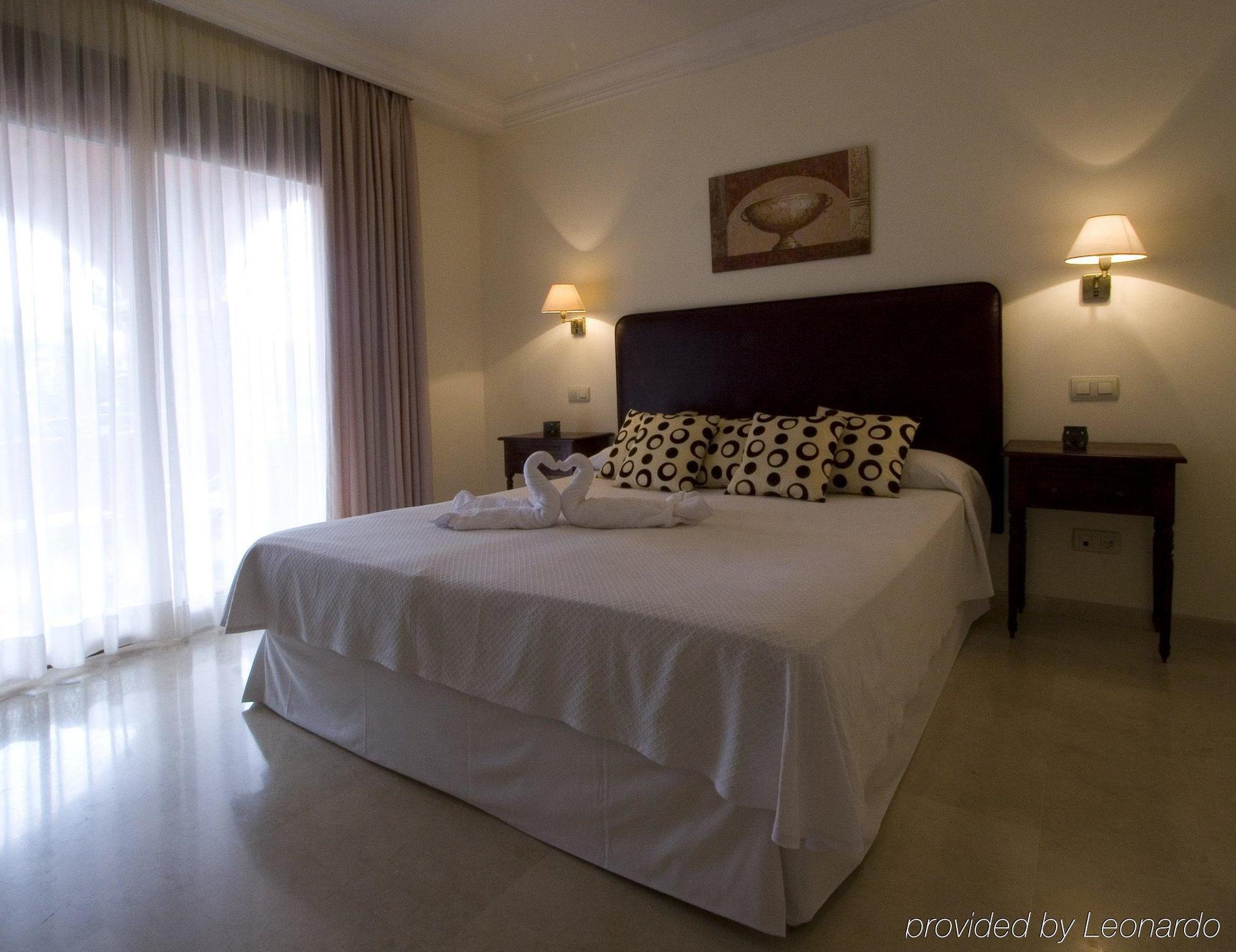 Vasari Resort Marbella Room photo