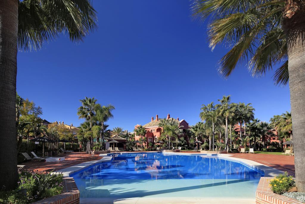 Vasari Resort Marbella Exterior photo