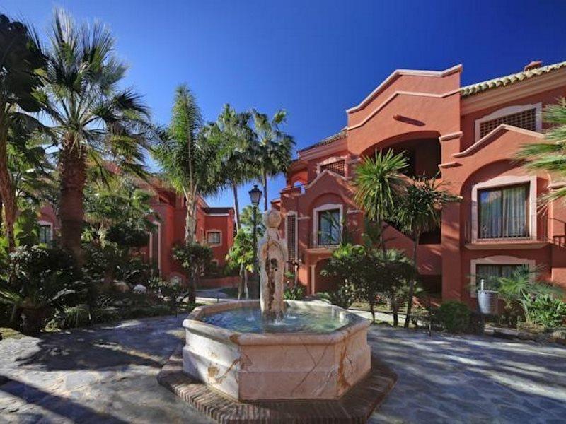 Vasari Resort Marbella Exterior photo