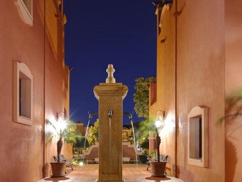 Vasari Resort Marbella Exterior photo